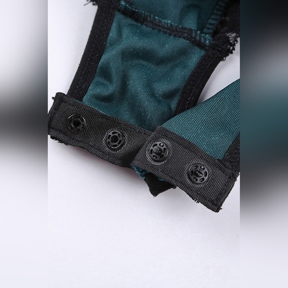 Elegant Teal and Black Lace Bodysuit - Picture 5 of 8